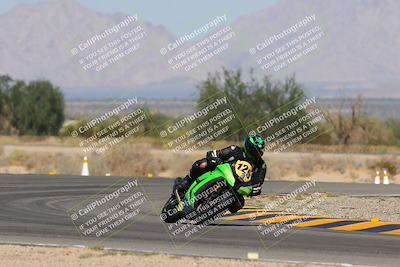 media/Oct-08-2023-CVMA (Sun) [[dbfe88ae3c]]/Race 5 Amateur Supersport Open/